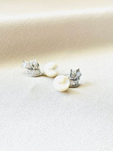 The Vivienne – Vintage-Inspired Pearl Drop Earrings