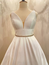 CAROLINE - Sophisticated Modern Crystal-Patterned Belt Sash In Silver