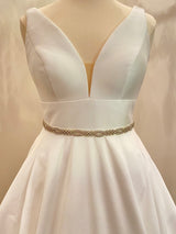 CAROLINE - Sophisticated Modern Crystal-Patterned Belt Sash In Silver