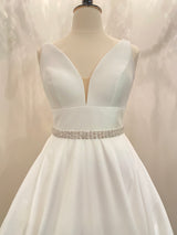 VIVECA - Unique All-Crystal Open-Weave Belt Sash In Silver