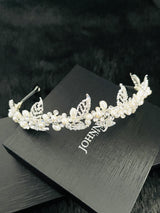 WILMA - WEAVING LEAVES WITH PEARL AND CRYSTAL TIARA IN SILVER