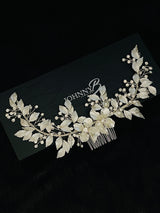 BELLA – Metal Petal Flowers With Rhinestone Hair Comb In Silver