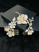 ERIN - Multi-Flower Design With Crystal And Pearl Hair Piece