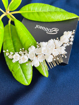 JASMINA- FULLER WHITE CLAY FLOWER PEARL HAIR COMB