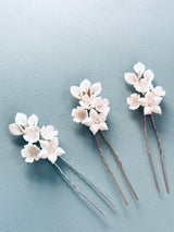 JASMINA- WHITE FLOWER HAIRPINS