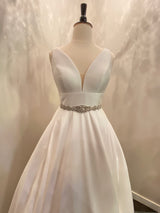 ELIZA - Pearl and Crystal Floral Detail In Silver