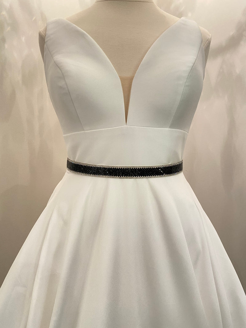 VERENA – Sleek Black Crystal Belt Sash In Silver