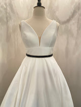 VERENA – Sleek Black Crystal Belt Sash In Silver