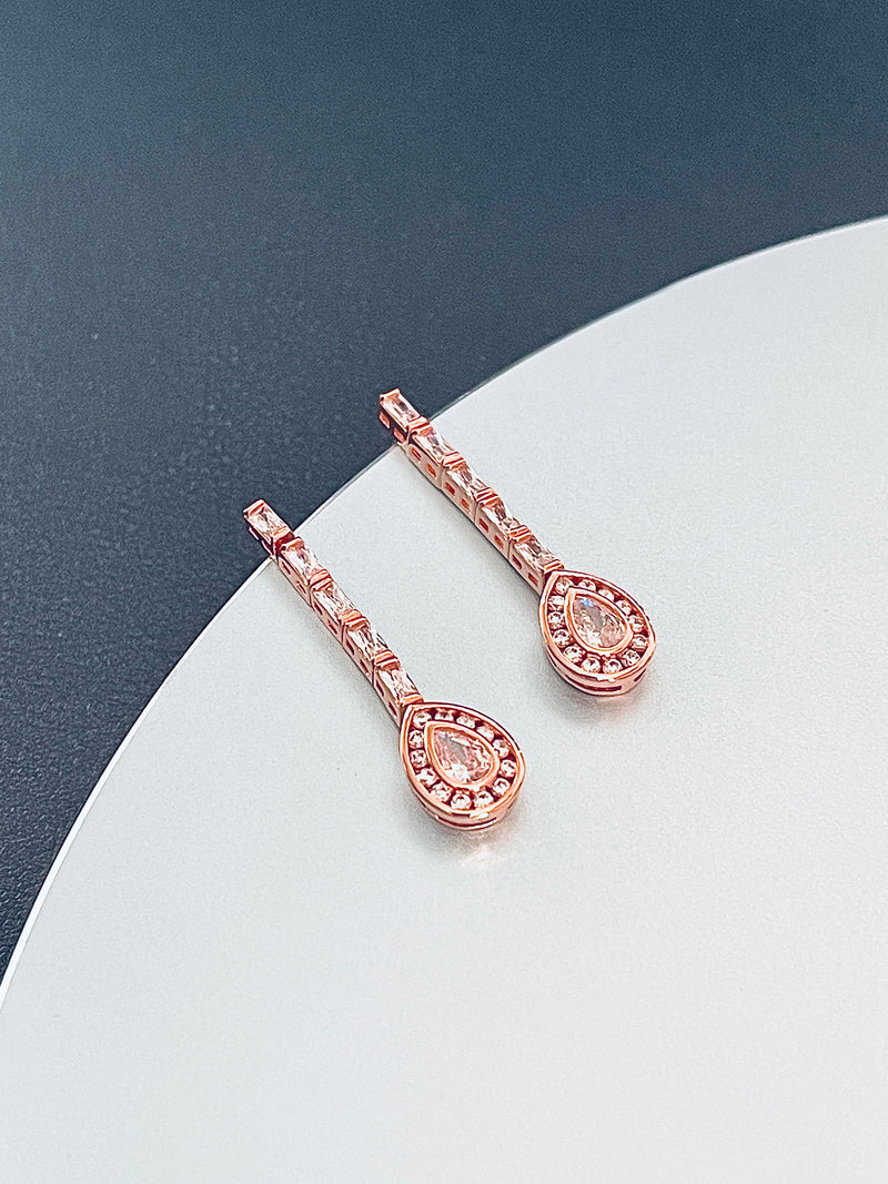 NEVE – Delicate CZ Necklace With Drop Pendant In Rose Gold