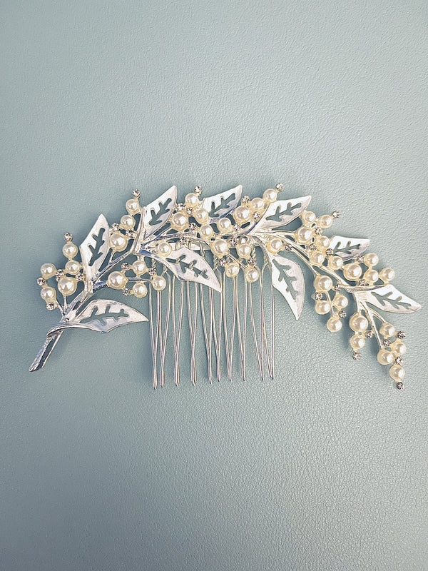 REBECCA - Silver Cut-Out Leaves With Pearl Hair Comb