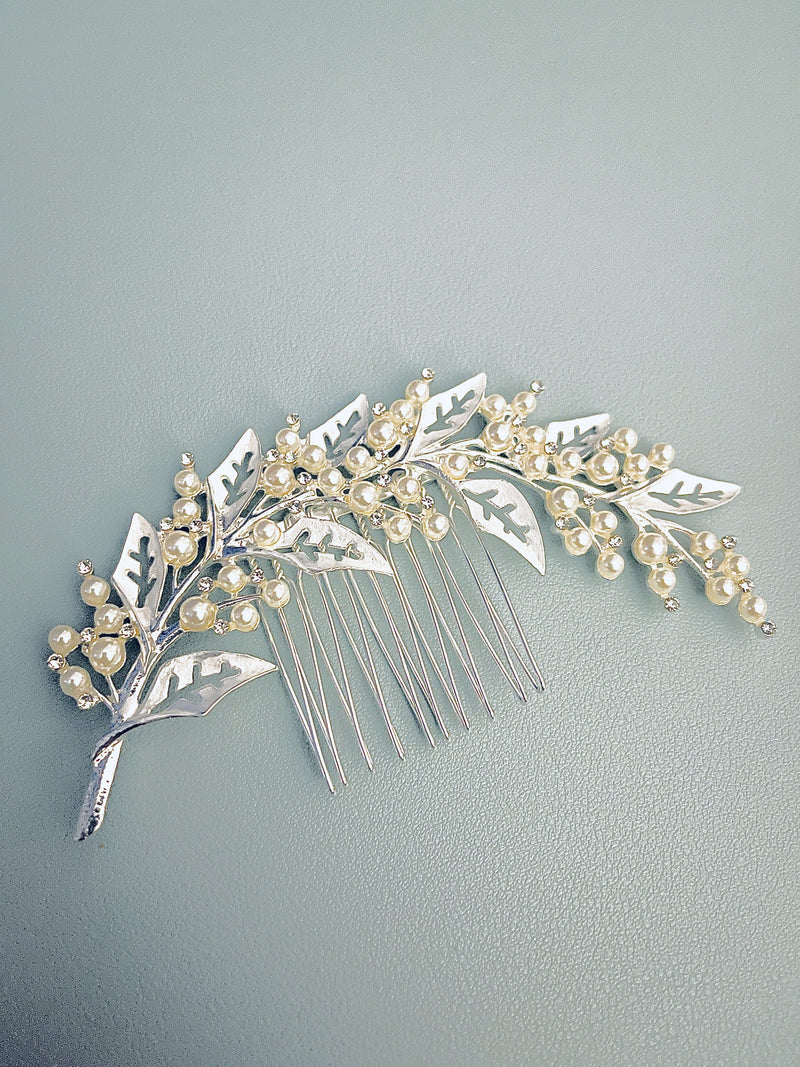 REBECCA - Silver Cut-Out Leaves With Pearl Hair Comb