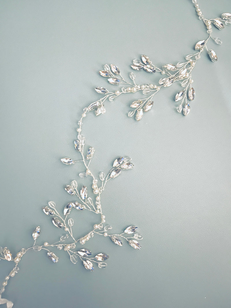 ANDROMEDA - Marquise Crystal Leaves And Pearls Hair Circlet In Silver