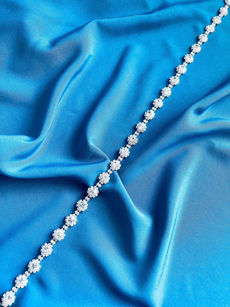 LILA - Elegant Slim Crystal Floral-Motif Belt Sash In Silver