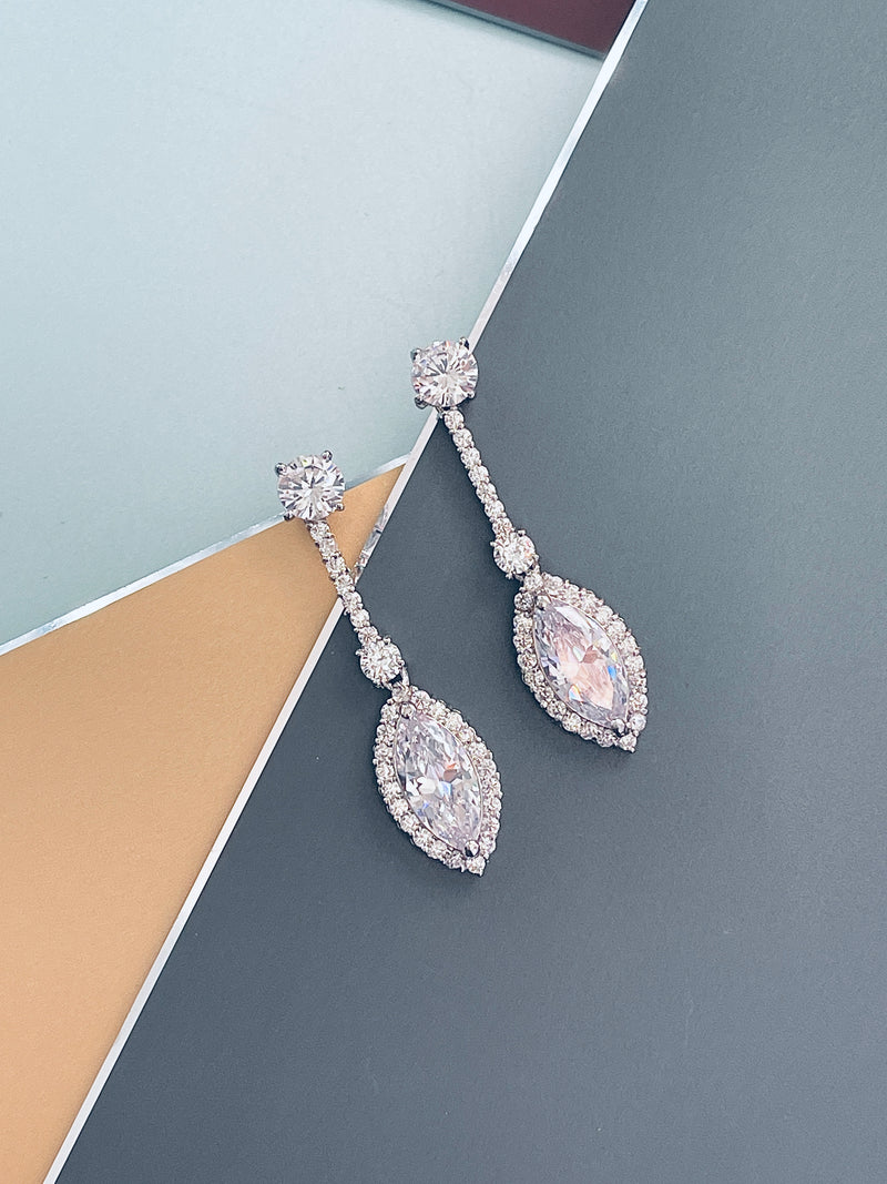 KINSLEY - Clear Marquise-Shaped CZ Necklace And Matching Drop Earrings In Silver