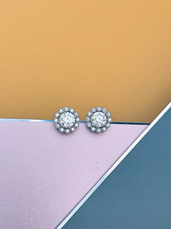 ARIA - 1ct Moissanite Floral Cluster Stud Earrings In Silver