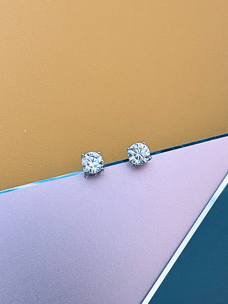 EMMA - 1ct Four Prong Setting Moissanite Stud Earrings In Silver
