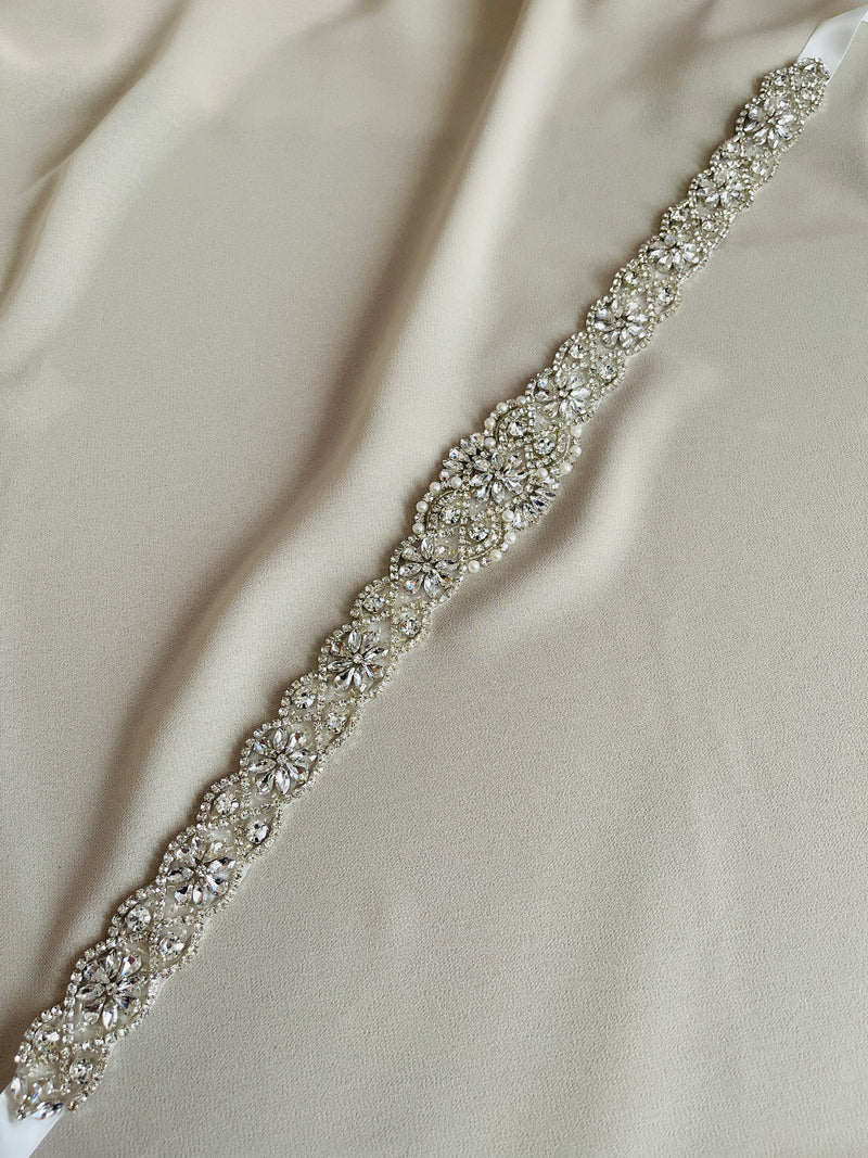 FIORELLA - Ornate Scalloped-Edged Belt Sash In Silver