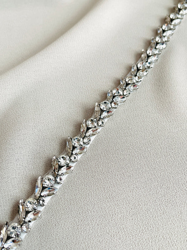 LUNA - Clear Slim Crystal Belt Sashes In Silver