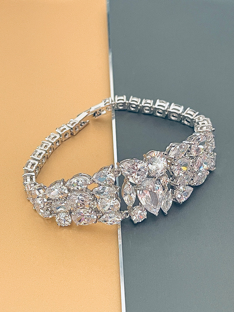JULIET - 6.5" Delicate Multi-CZ Bracelet In Silver - JohnnyB Jewelry