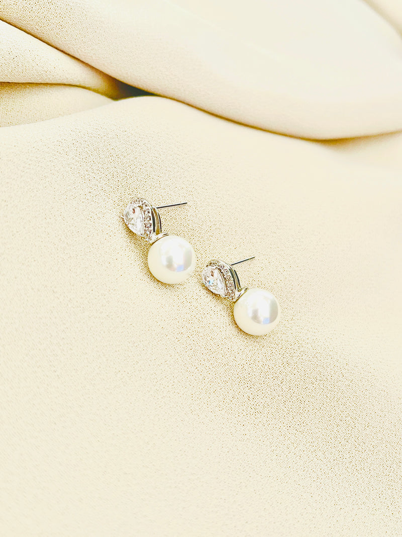 ATLANTA - Inverted Teardrop Crystal And Pearl Stud Earrings In Silver