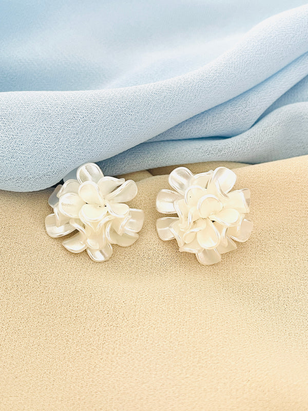 CHARMAINE - Clear & Glossy Flower Stud Earrings