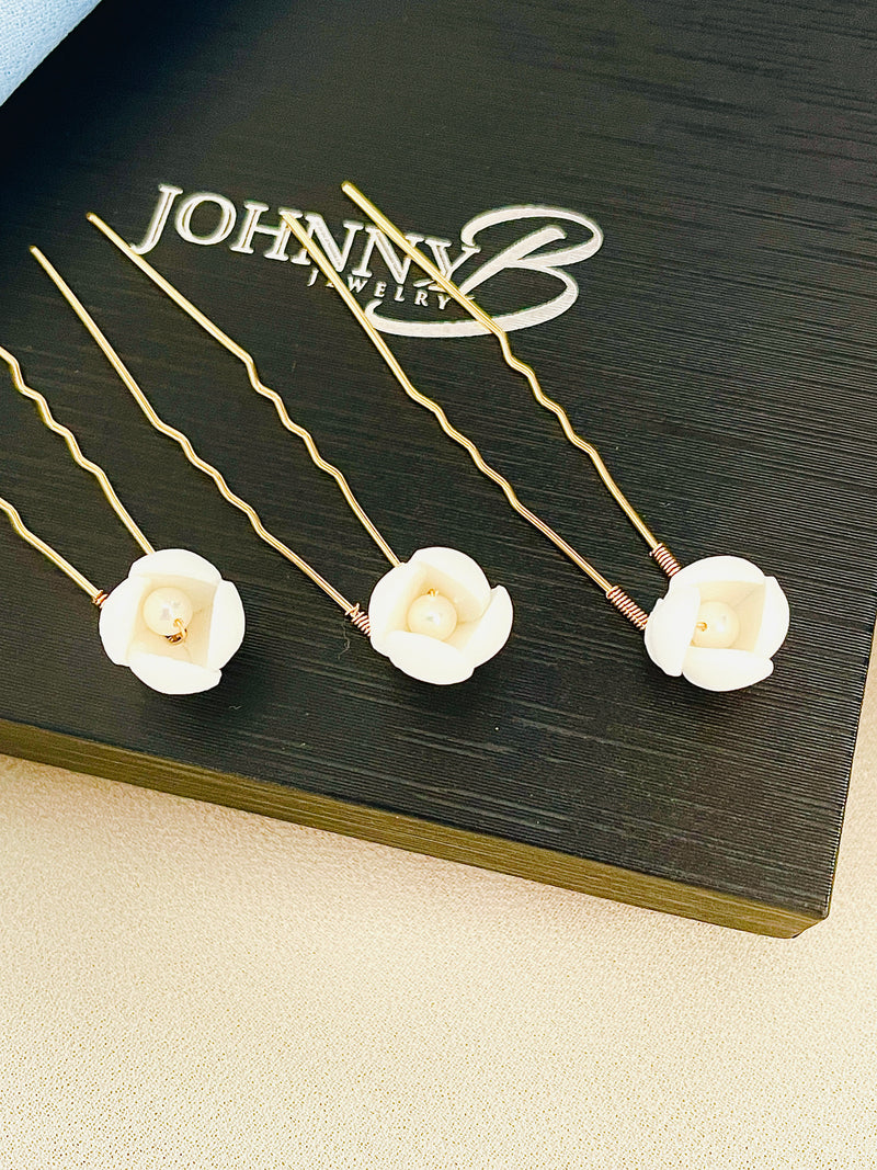 JASMINA- 3PCS CLAY FLOWER WITH PEARL HAIR PINS