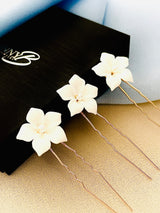 JASMINA- 3PCS FULL BLOOM CLAY FLOWER WITH PEARL HAIR PINS