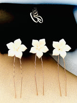 JASMINA- 3PCS FULL BLOOM CLAY FLOWER WITH PEARL HAIR PINS