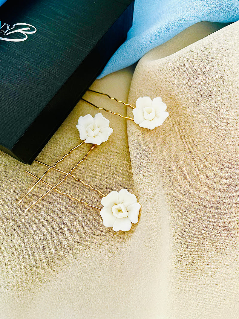 JASMINA- 3PCS CLAY FLOWER HAIR PINS