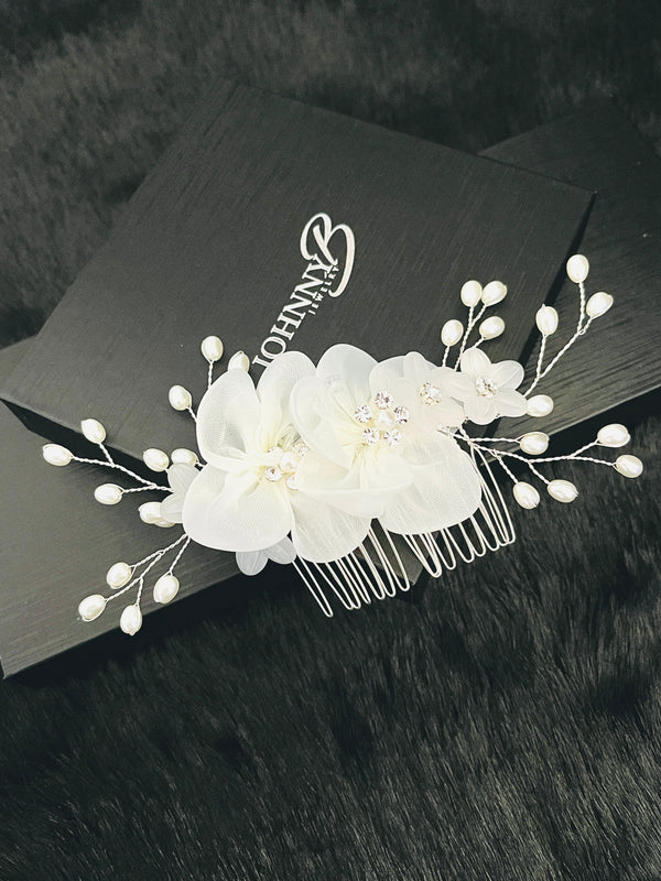 NELLIE - FABRIC FLOWER WITH PEARL HAIR COMB IN SILVER