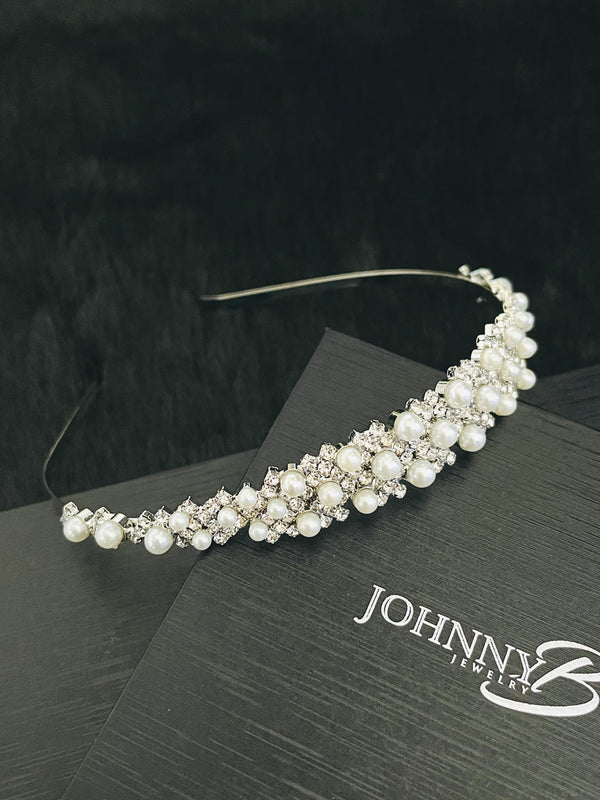 GENE - Round Crystal With Pearl Tiara In Silver