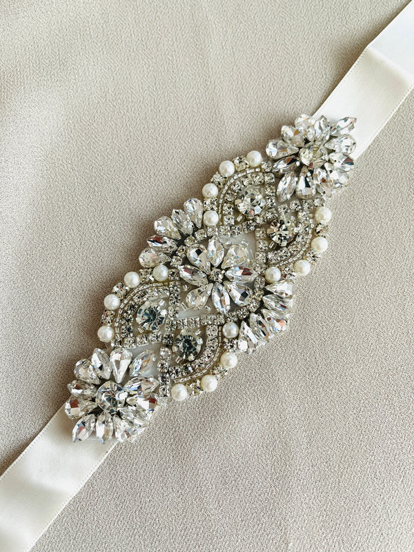 DAPHNE - Sparkle Crystal and Pearl Belt Sashes In Silver
