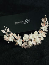 ZARIA - White flowers With Pearl and Crystal Accents Hair Comb In Gold