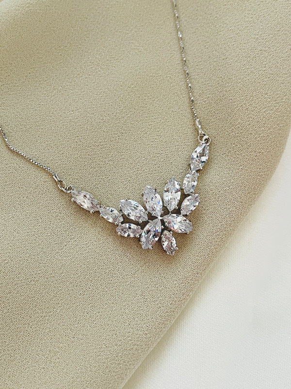 SEPHORA - Dazzling Starburst CZ Necklace In Silver