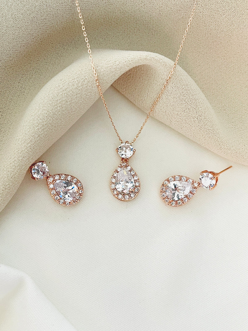 DANIELLA - Elegant Teardrop Pendant Necklace With Matching Drop Earrings