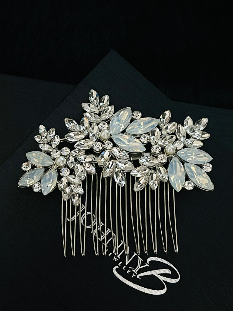 CARLO - Clear-Opal Marquise Crystal With Pearl Hair Comb In Silver