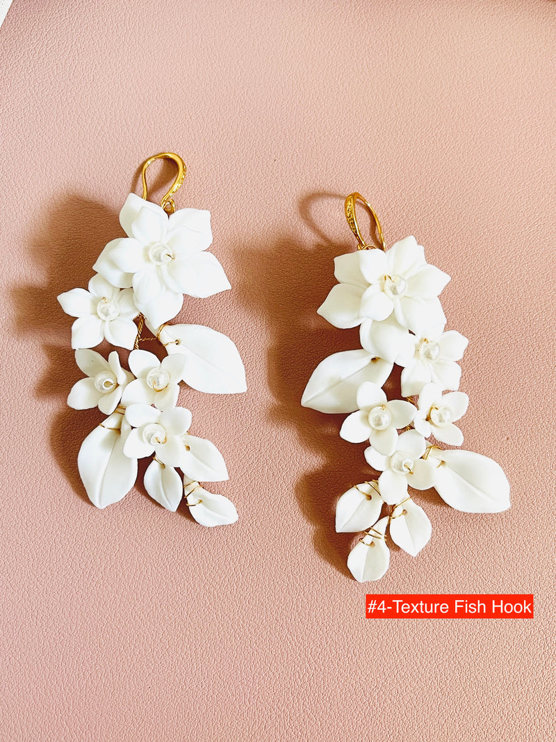 JASMINA- 8CM CLAY FLOWER WITH PEARL EARRINGS