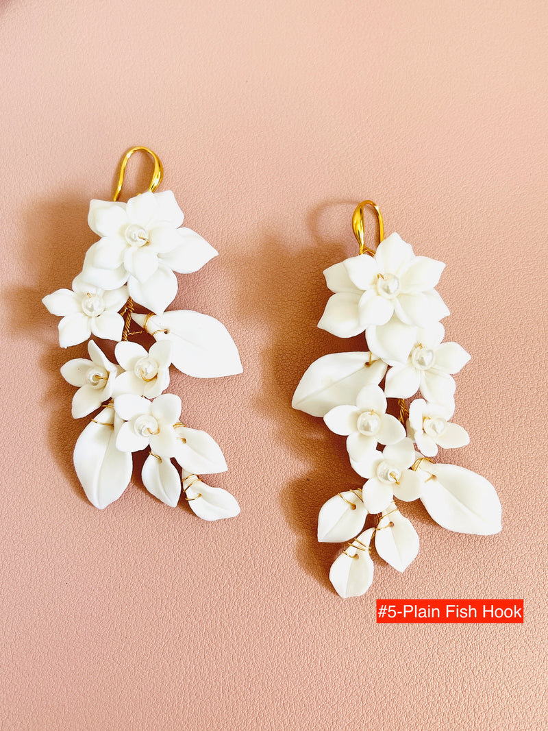 JASMINA- 8CM CLAY FLOWER WITH PEARL EARRINGS