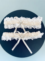 LUISA - 2Pcs Center Crystal Ivory Garter