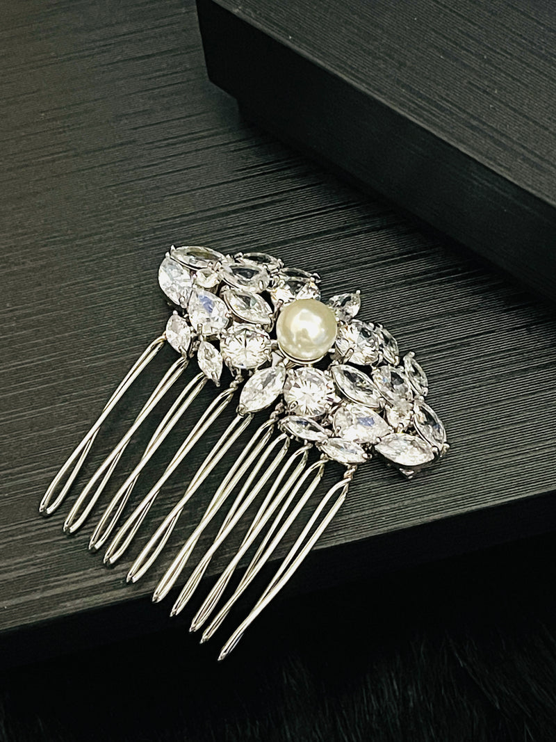 FARAH - CZ And Pearl Hair Comb In Silver - JohnnyB Jewelry