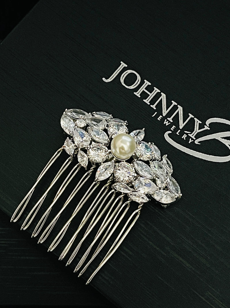 FARAH - CZ And Pearl Hair Comb In Silver - JohnnyB Jewelry