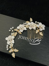 ZELENA – Large Flowers With Rhinestone Leaves Hair Comb