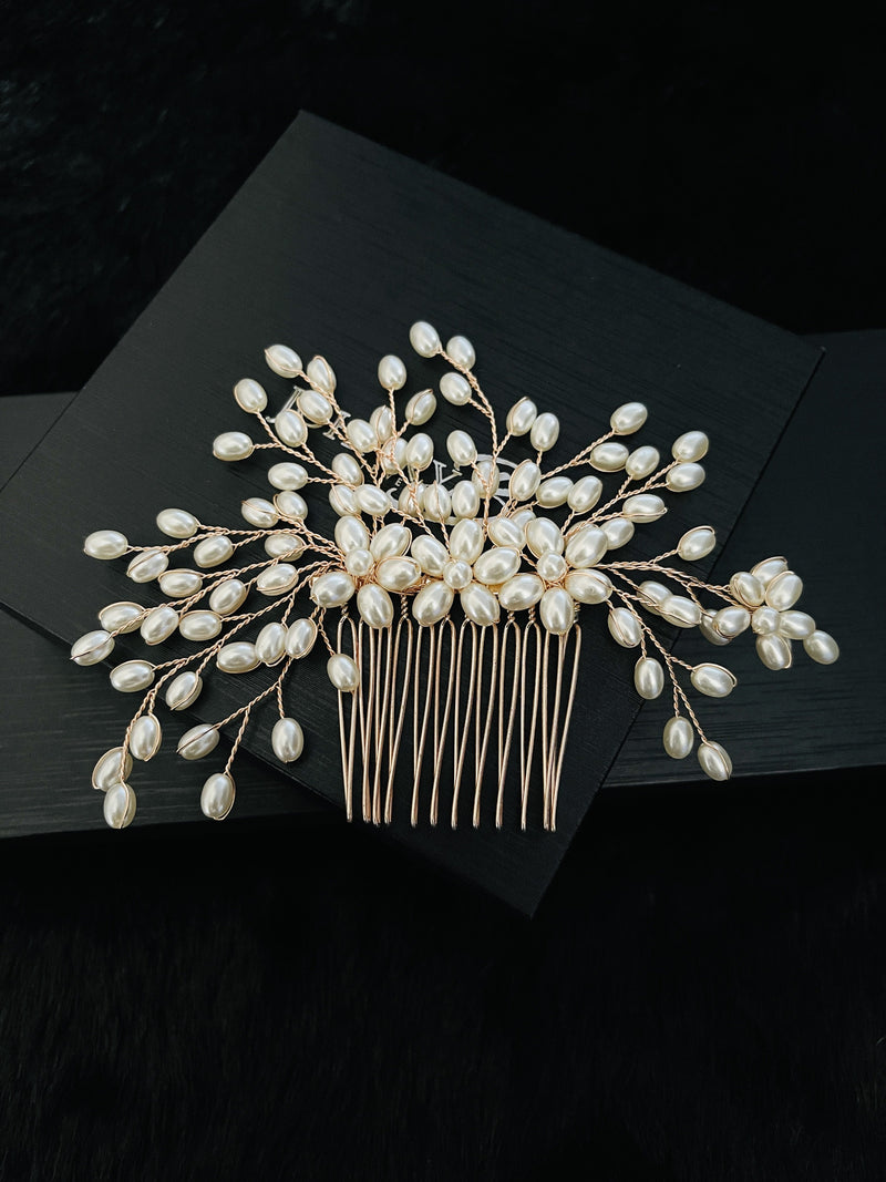 SAMANTHA - Pearl Flower And Sprays Hair Comb - JohnnyB Jewelry