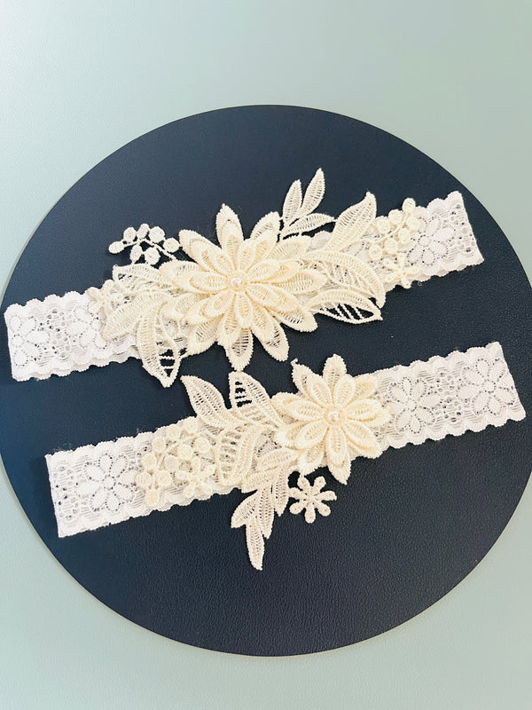 ANNE - 2Pcs Set Ivory Lace Floral Garter
