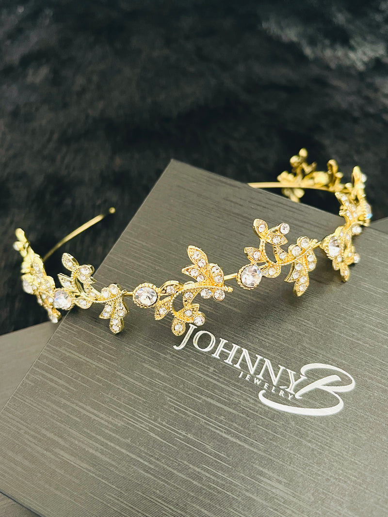 LIV- FLORAL SHAPE WITH ROUND CRYSTAL TIARA