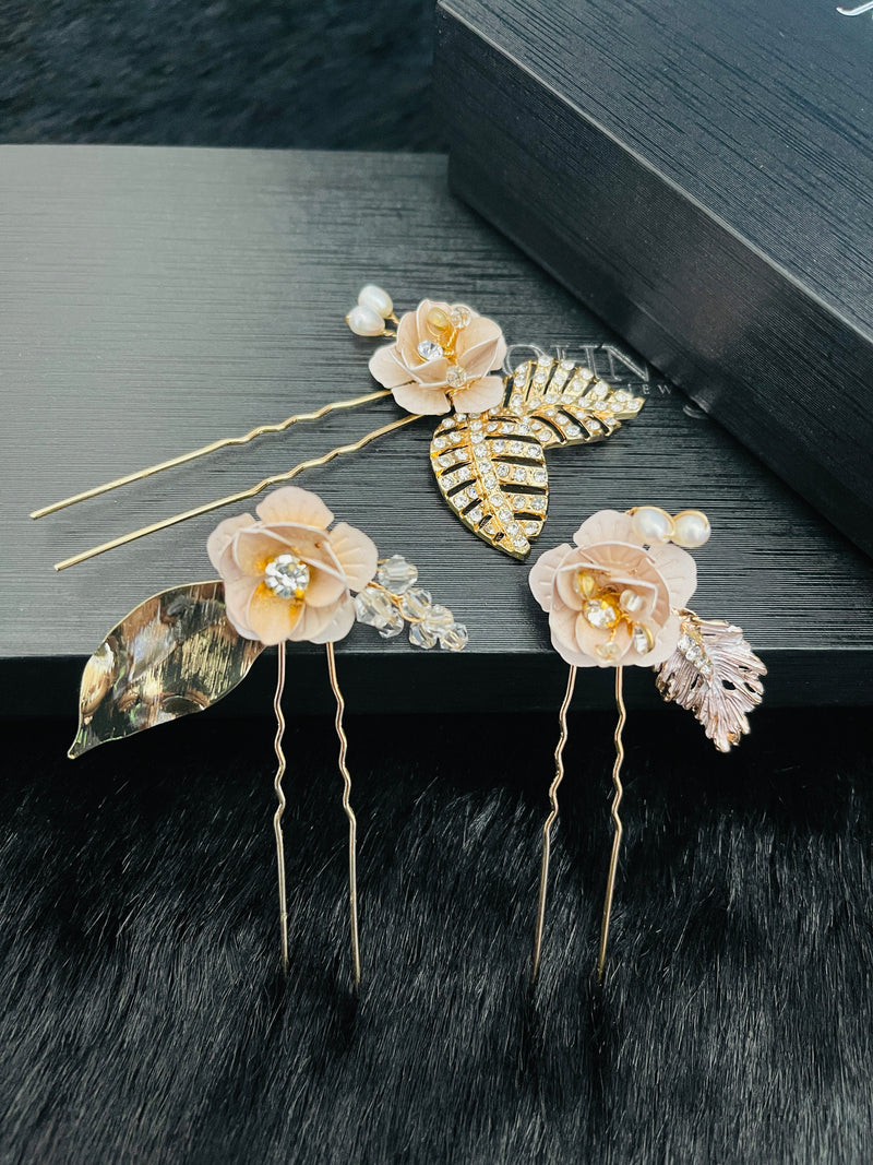GIANNA - Fancy Flower Hair Pins Set In Gold