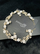 SAMMY - Small White Flower With Pearl And Crystal Hair Piece In Gold