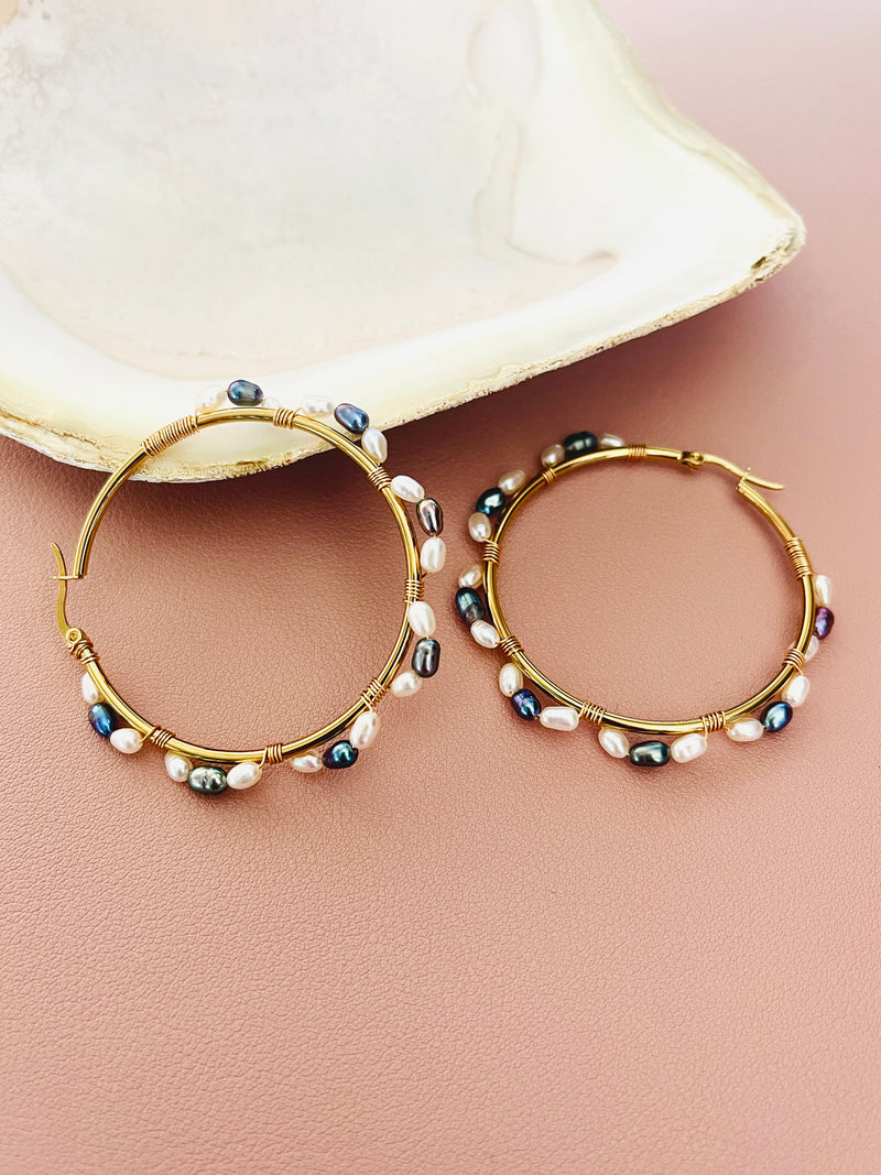 PEARLENE - 3-4MM RICE PEARL HOOP EARRINGS