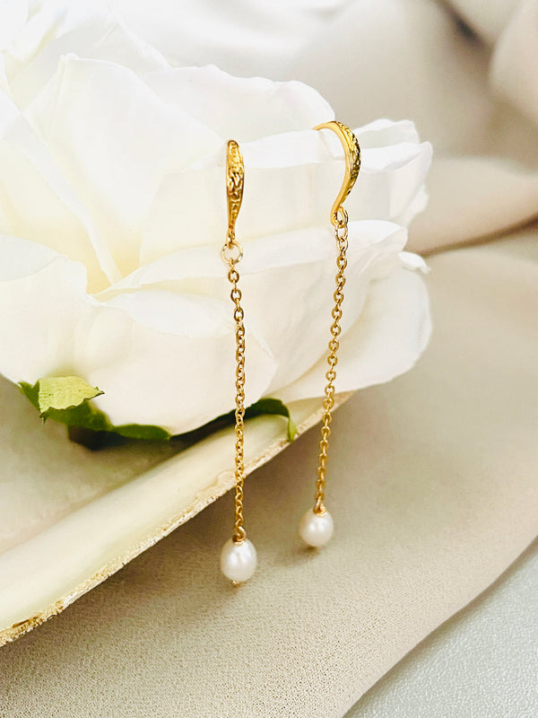 PEARLENE - 6-7MM DAINTY PEARL DROP EARRINGS