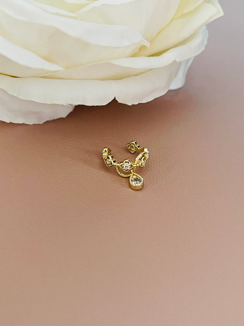 EMMALINE - UNIQUE DANITY CZ EAR CUFF